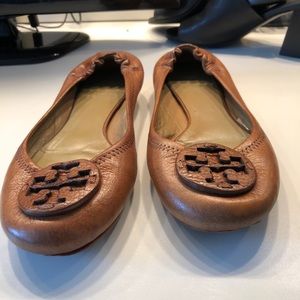 TORY BURCH TAN FLATS 6.5